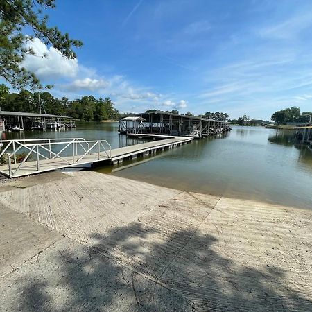 Bay Springs Country Inn & Marina Centre Exterior photo