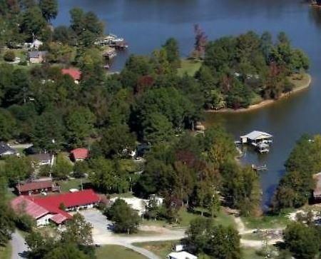 Bay Springs Country Inn & Marina Centre Exterior photo